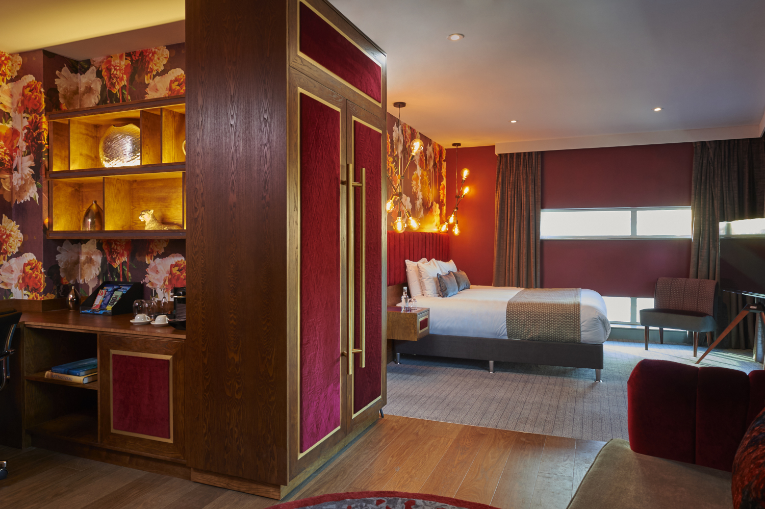 Mal Christmas package graphic