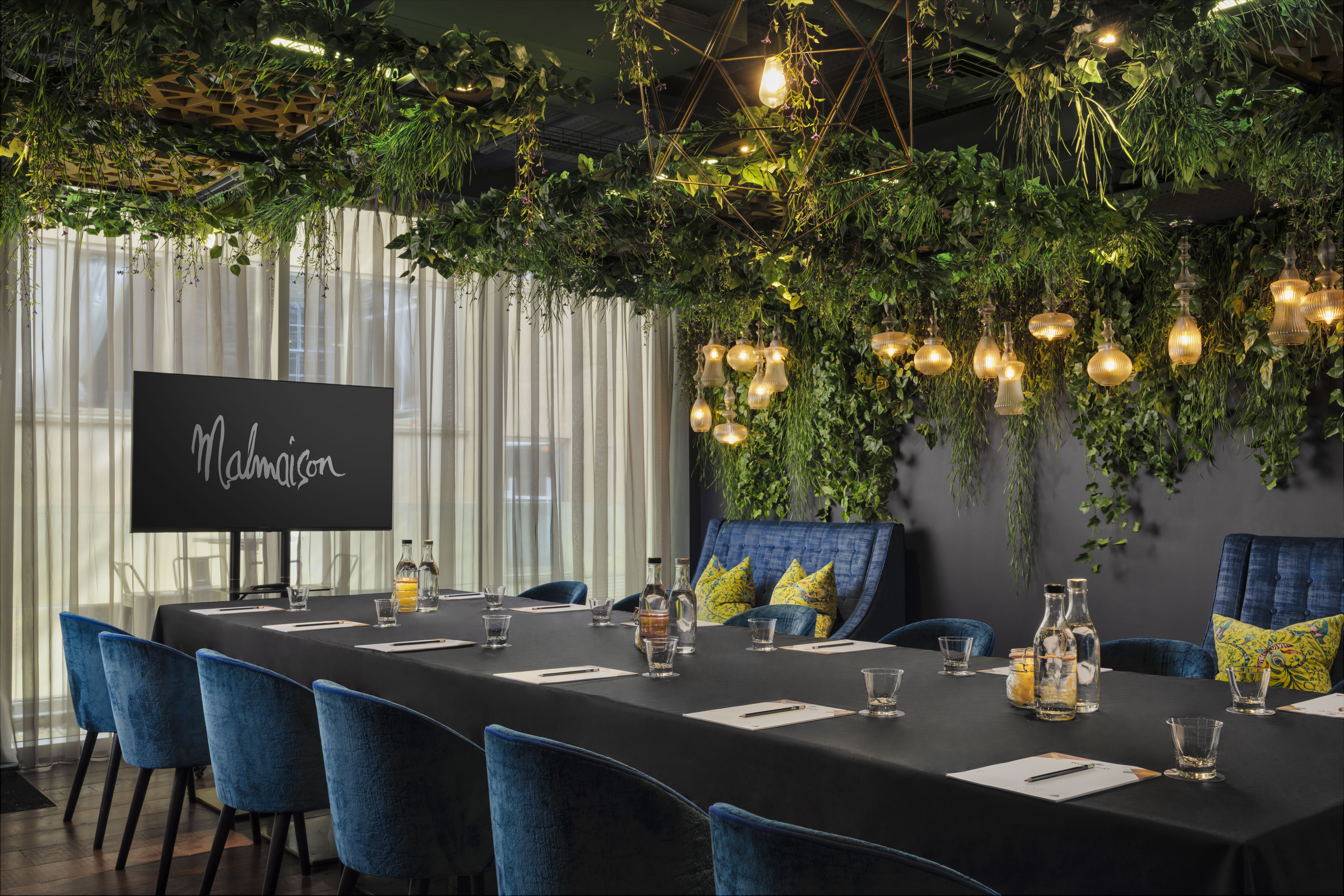 Meeting Room (Bar Garden)